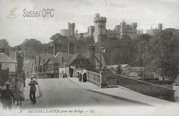 Arundel - Castle (From bridge)