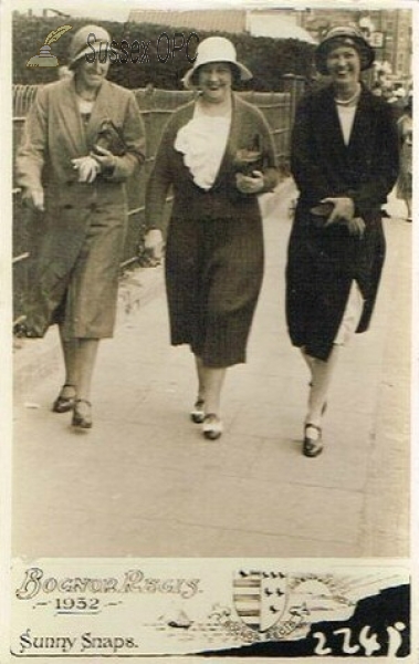 Image of Bognor - People on Street