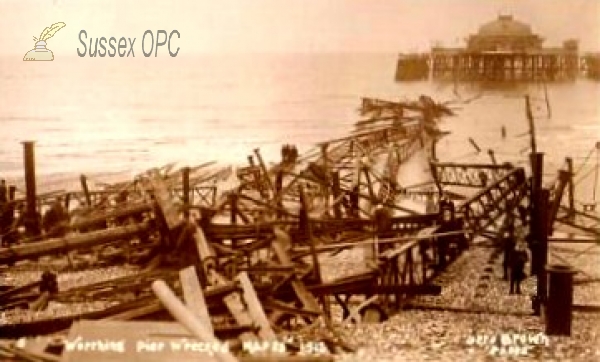 Image of Worthing - Pier Wrecked - 23rd March 1913