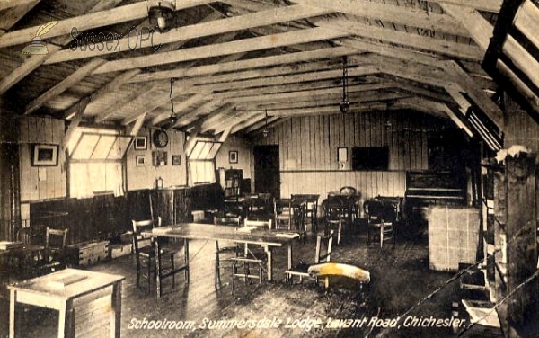 Image of Chichester - Summersdale Lodge, Lavant Road (Interior)