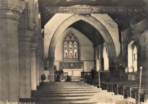 Crawley - St John the Baptist (Interior)