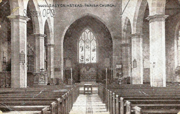 East Grinstead - St Swithun's Church (Interior)