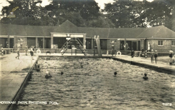 Image of Horsham - Park (Swimming Pool)