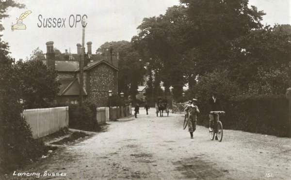 Image of Lancing - Street Scene