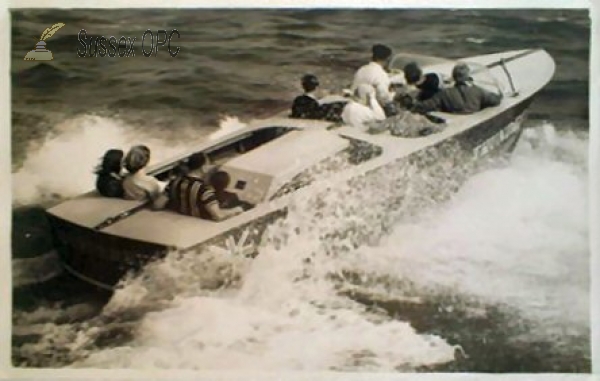 Image of Littlehampton - Motorboat Services (Thunderbird)