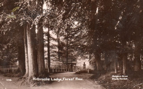 Forest Row - Entrance to Kidbrooke Park