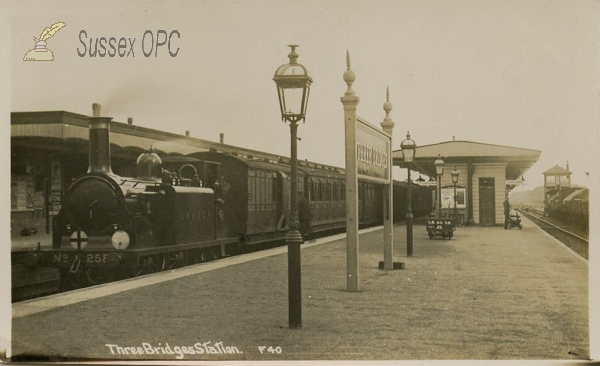 Image of Three Bridges - Railway Station